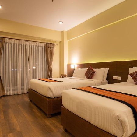 Airport Delhi Aerocity Inn Plaza New Delhi Exterior photo